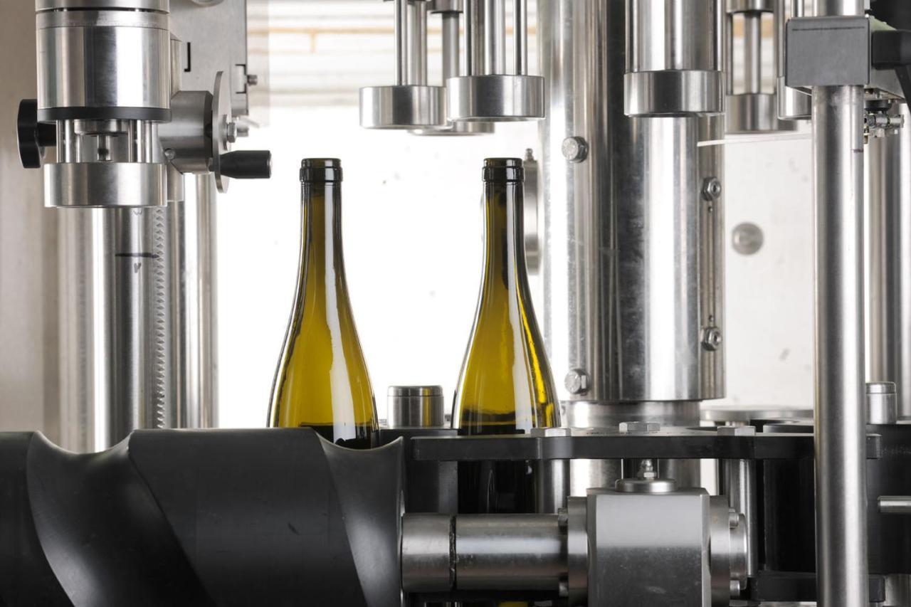Strasserhof Tenuta-Weingut Vahrn エクステリア 写真